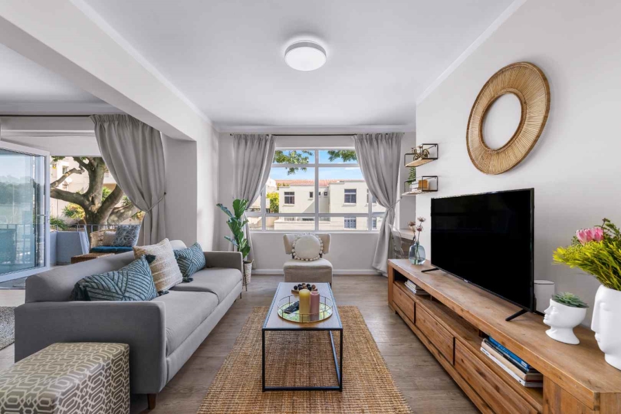 To Let 2 Bedroom Property for Rent in Green Point Western Cape